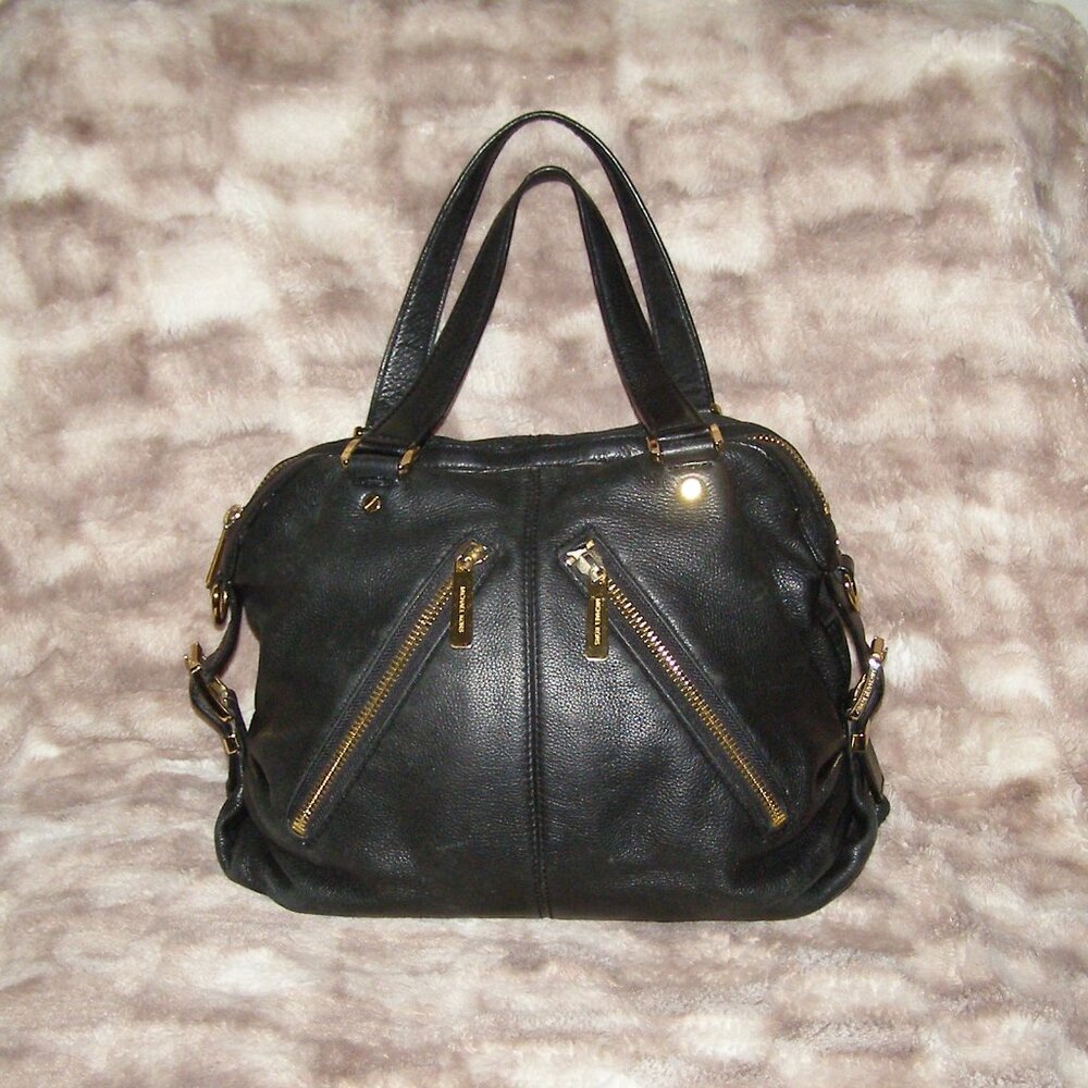Michael Kors MK Portland Black Pebbled Leather Hobo Tote Shoulder Bag Purse